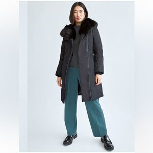 Babaton Black Waterproof Down Jacket Size XL